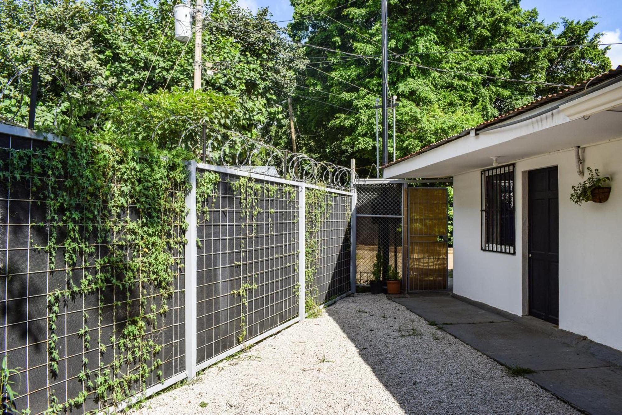 Caprichos Rooms Tamarindo Zewnętrze zdjęcie